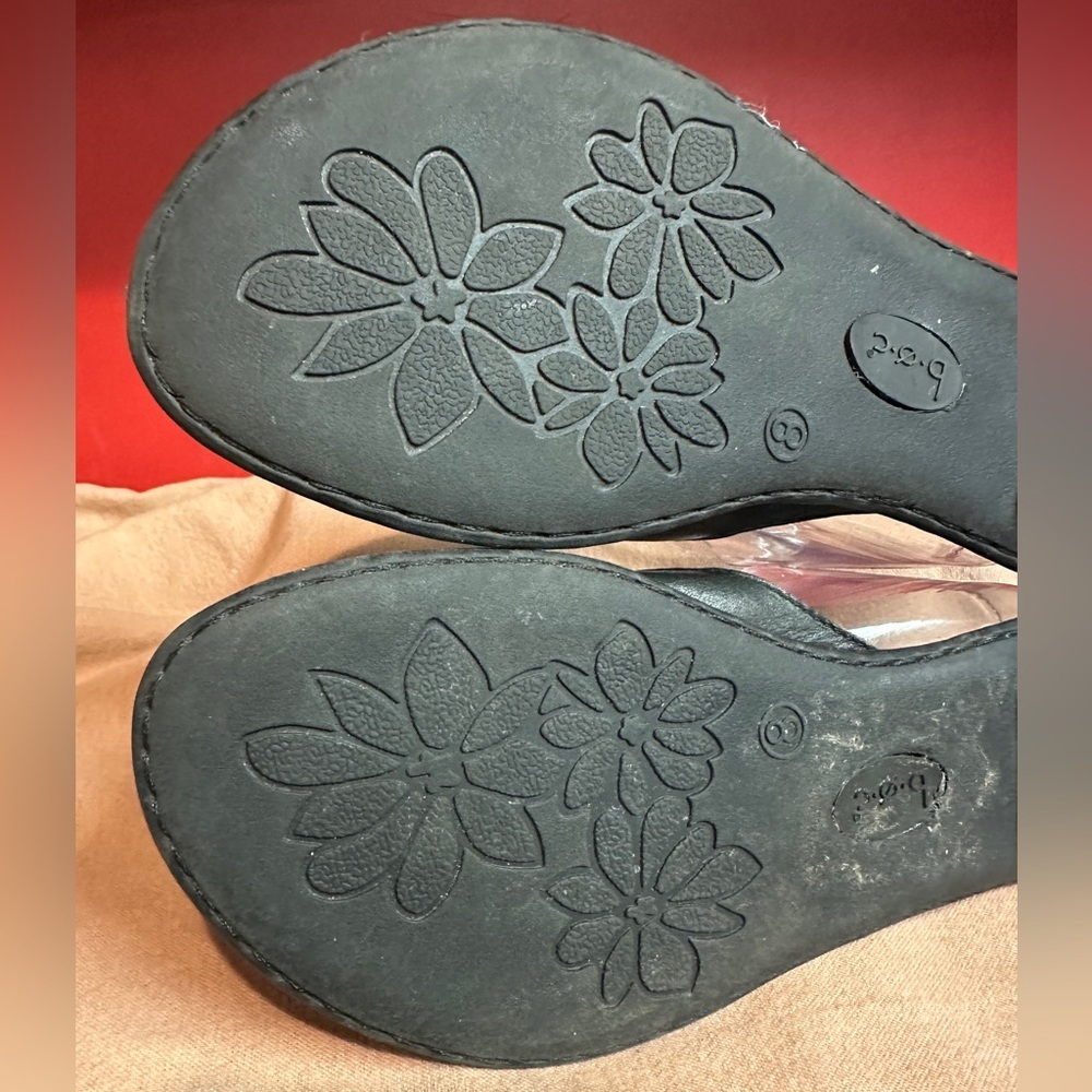 b.o.c. By Born Black Thong Sandals Silver Tone Adjustable Buckle Women’s Size 8 - Picture 10 of 16